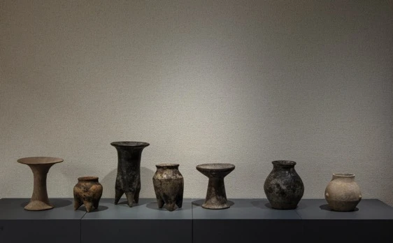 展示品 — 古代陶器
